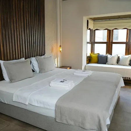 Beli Koey Ici * Çeşme